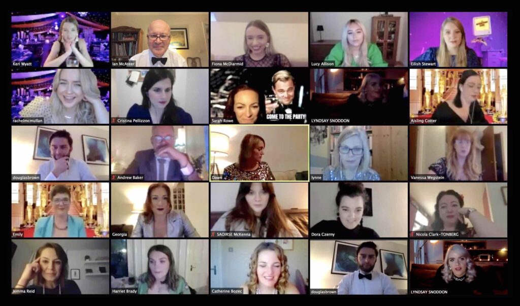 Mass zoom screenshot of team members online